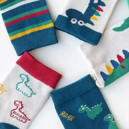 ⁦5 Pairs Kids Dinosaur Cartoon Socks – Autumn Winter Mid-High Baby Socks⁩ - الصورة ⁦5⁩