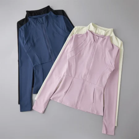 Women's Sports Windbreaker – Lightweight Workout Jacket with Long Sleeves