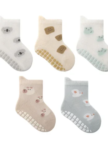 Non-Slip Socks Cute Cartoon Pa...