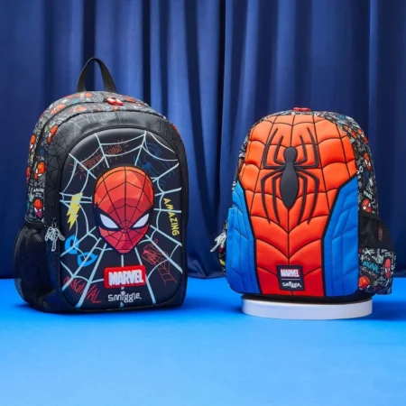 ⁦Smiggle Marvel Spider-Man School Set – Backpack, Lunch Bag, Wallet & Stationery Gifts for Kids⁩ - الصورة ⁦2⁩