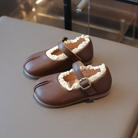 2025 Girls’ Princess Flats – Sweet Pleated Lolita Leather Shoes for Kids, Casual & Versatile Walking Shoes - Image 4