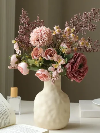 Elegant Silk Floral Bouquets D...