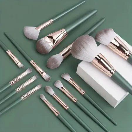 14PCS Makeup Brush Set – Large Soft & Fluffy Brushes for Foundation, Blush, Powder, Eyeshadow & Blending | Cosmetic Tools for Women