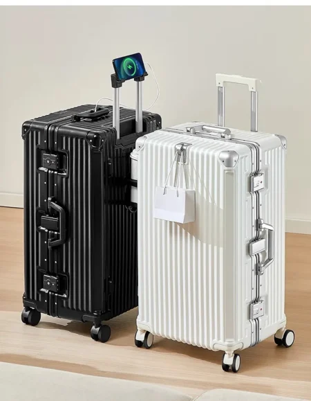 Luggage Large Capacity Suitcase 28/30/32 inches