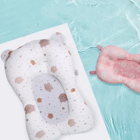 ⁦Baby Bath Tub Cushion – Non-Slip Foldable Newborn Support Mat with Cartoon Design⁩ - الصورة ⁦3⁩