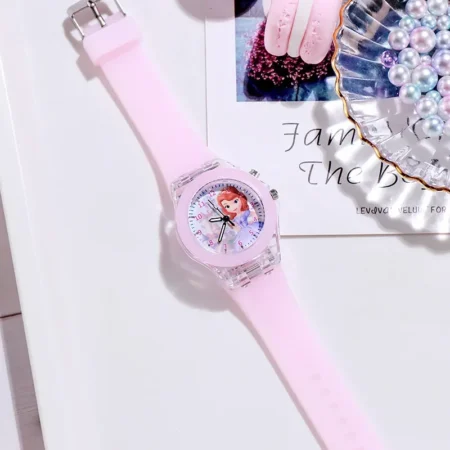 ⁦Disney Frozen Princess Watch – Crystal Quartz Cartoon Wristwatch for Girls⁩ - الصورة ⁦5⁩