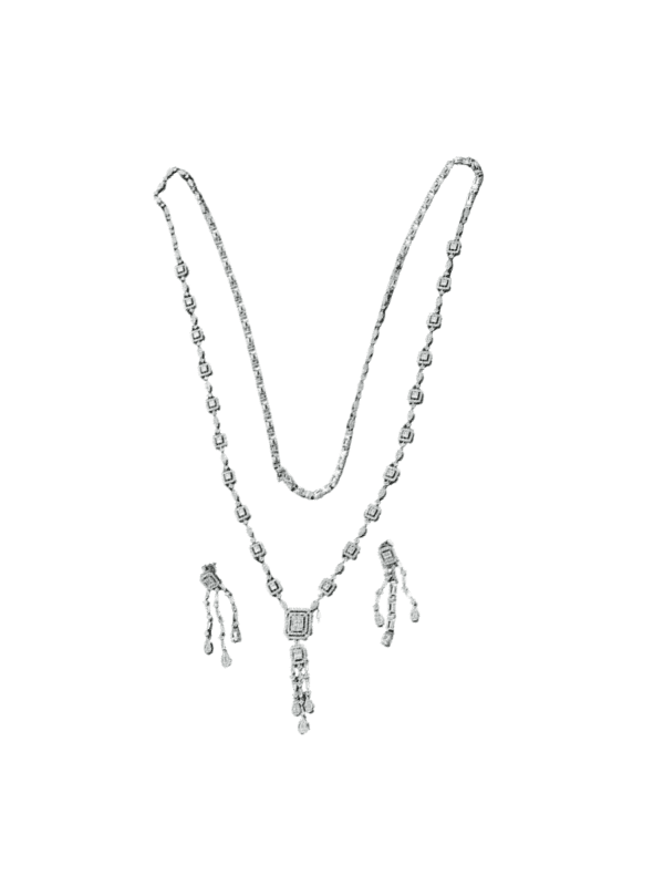 طقم عصري من قلادة وأقراط من الزركون - مجوهرات زفاف دبي 2024