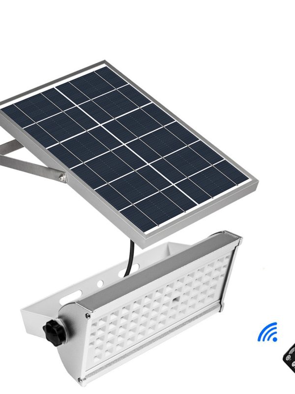 Solar outdoor garden light