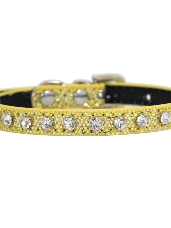 Pet scratching collar