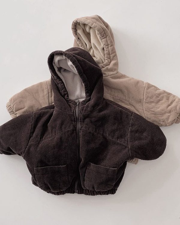 سترة شتوية أنيقة للأولاد من القطيفة السميكة مع سحاب