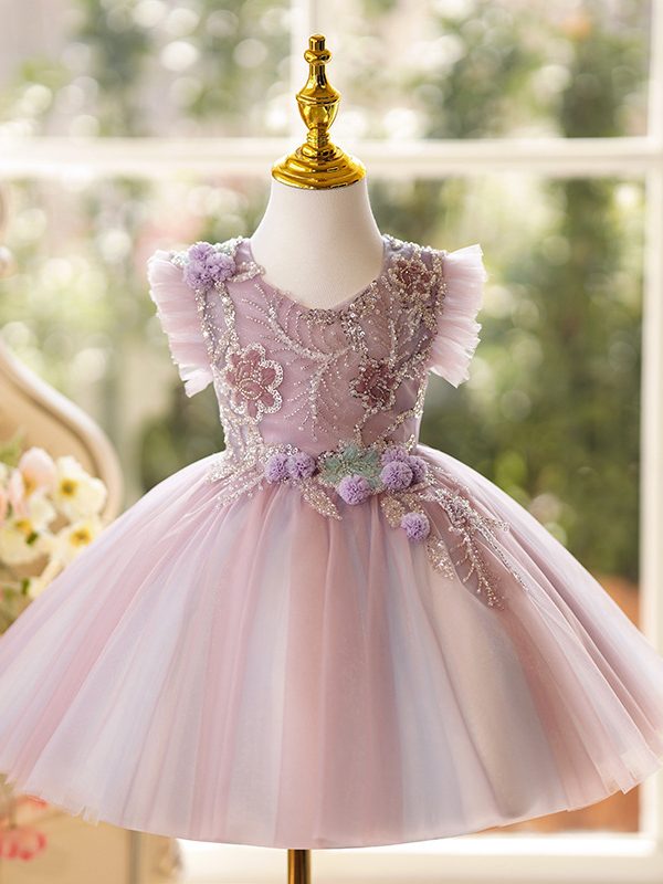 فستان الأميرة للأطفال من تصميم فتاة مضيفة راقية