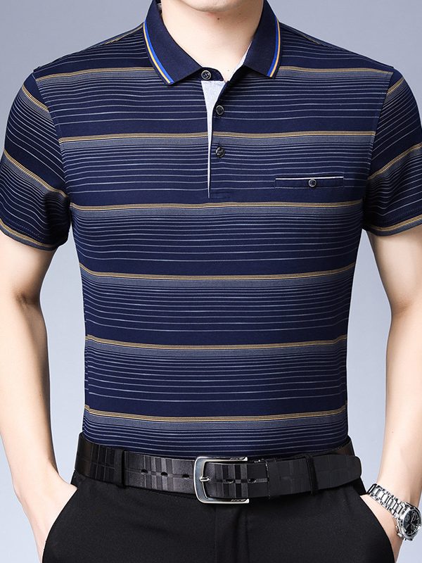 تي شيرت كاجوال مطبوع عليه خطوط