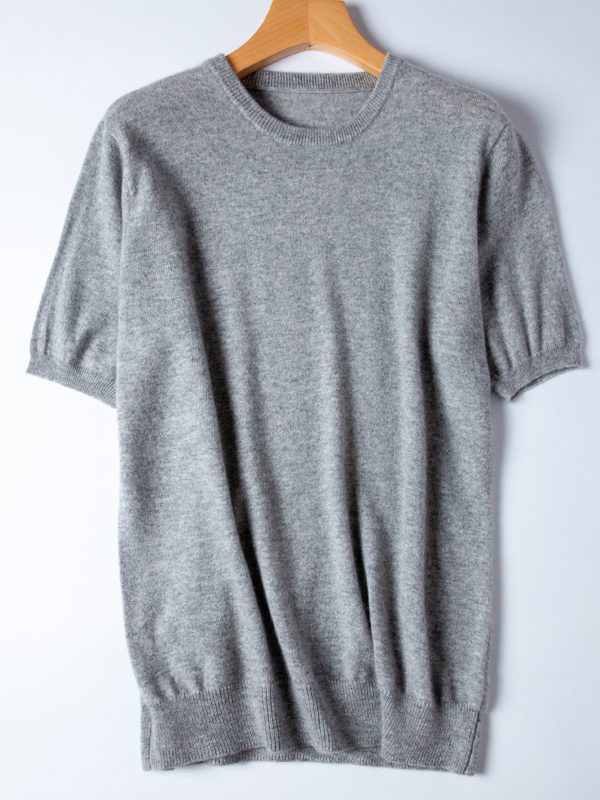 Pure color short sweater