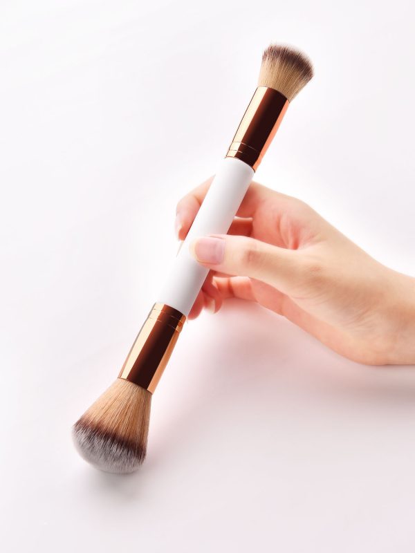Double head makeup brush