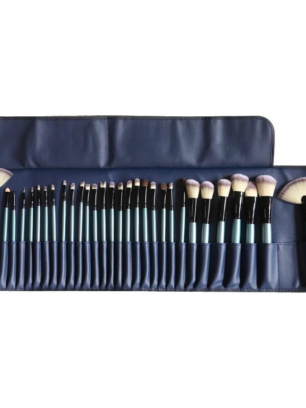32 blue makeup brushes