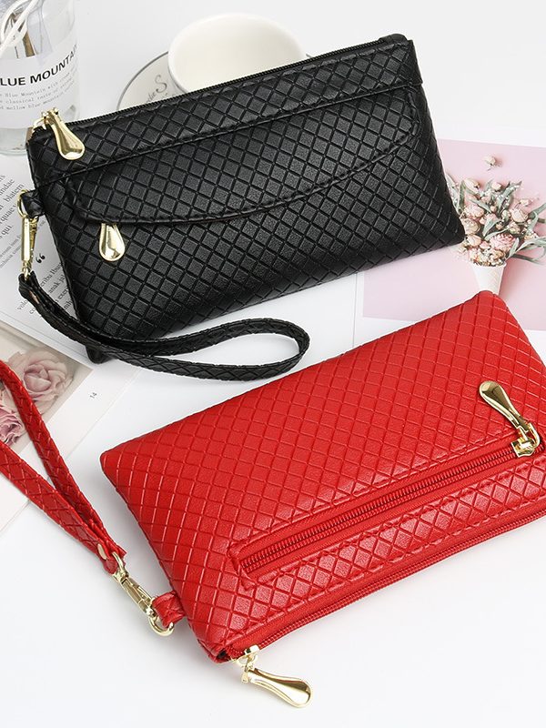 New Women's Hands Hold Fashionable Korean Bags
