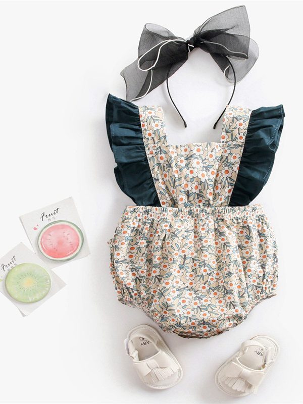 ملابس أطفال بطبعة زهور وألوان متناسقة من القطن الخالص