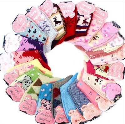 جوارب صوفية سميكة للحفاظ على الدفء