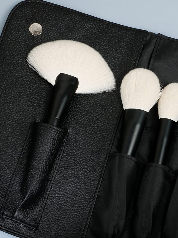 Wooden Handle Soft Hair Makeup Brush Set Beauty Tools