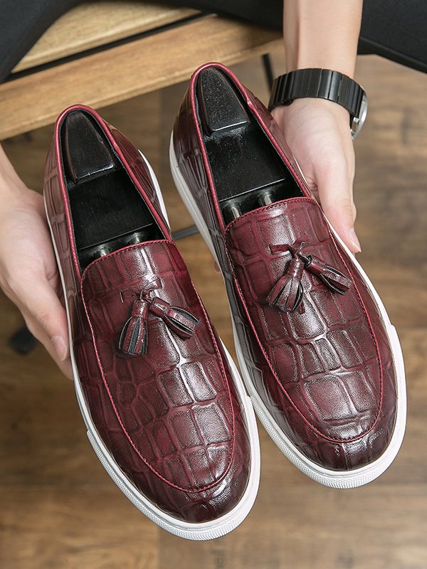 أحذية رياضية رجالية كاجوال من الجلد بمقاسات كبيرة للرجال