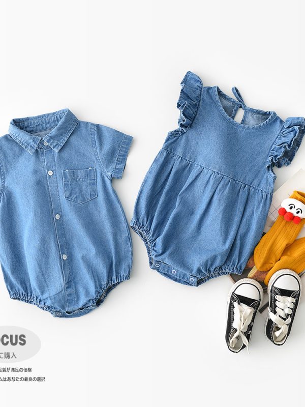 قمصان الأطفال حديثي الولادة، الياقات، الأكمام، الجينز، القبعات، الأخوة والأخوات الصغار الذين يرتدون ملابس زحف مثلثة الشكل