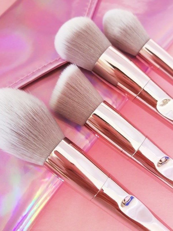 فرشاة المكياج