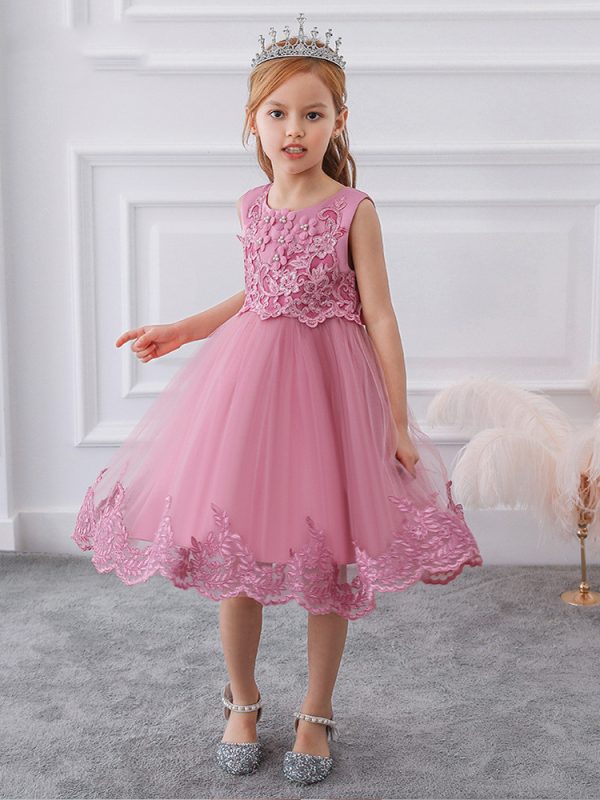 فستان زفاف بناتي من الدانتيل والكروشيه