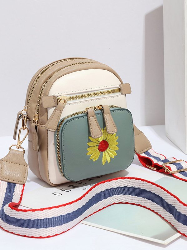 Ladies Fashion Crossbody Bag With One Shoulder