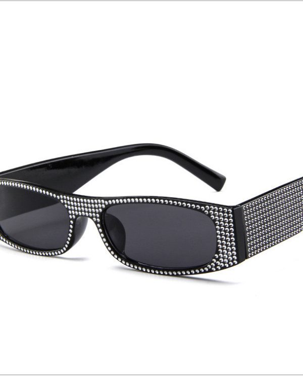 نظارات شمسية ماسية مخصصة