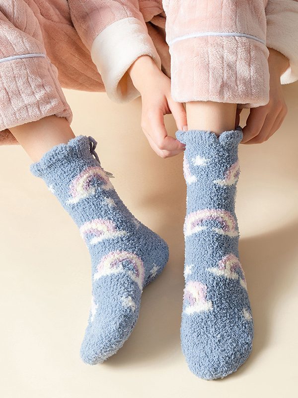 جوارب نسائية شتوية سميكة للنساء جوارب نسائية يابانية حلوة للبنات مرجانية من الصوف