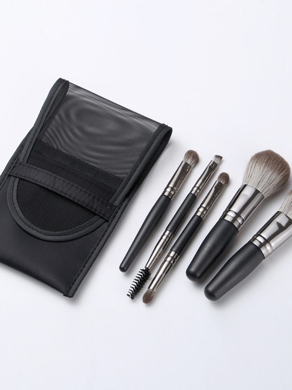 مجموعة فرش مكياج صغيرة محمولة مكونة من 5 قطع