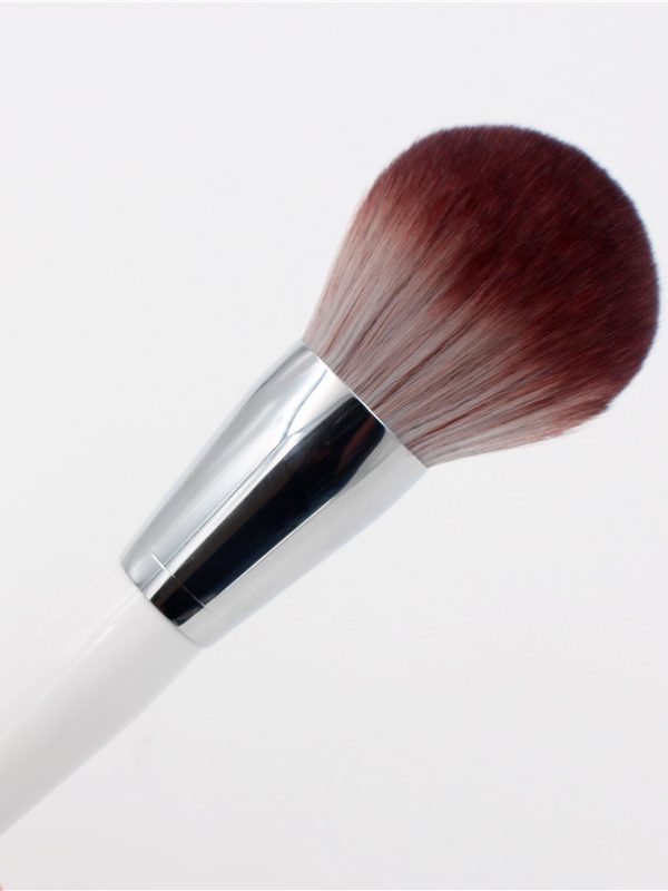 فرشاة مكياج كبيرة