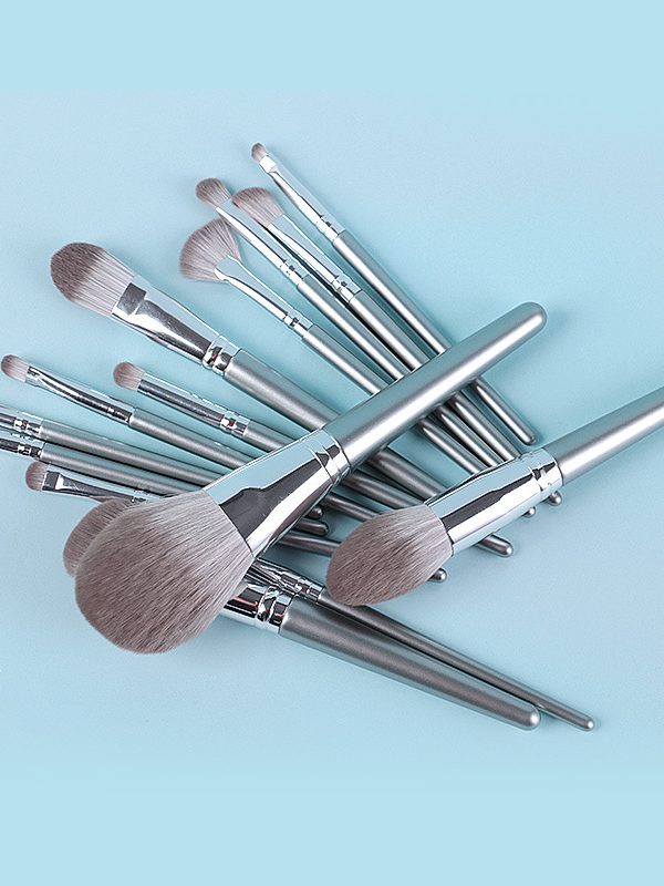 New 14 Piece Wooden Handle Makeup Brush Set Makeup Tools Makeup