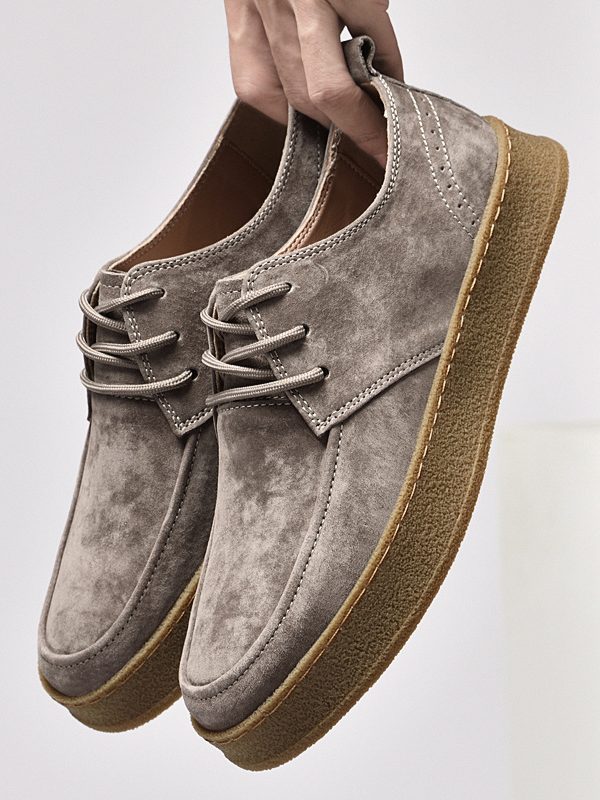 حذاء مسطح أنيق كاجوال ربيعي جديد من الجلد غير اللامع برباط للرجال