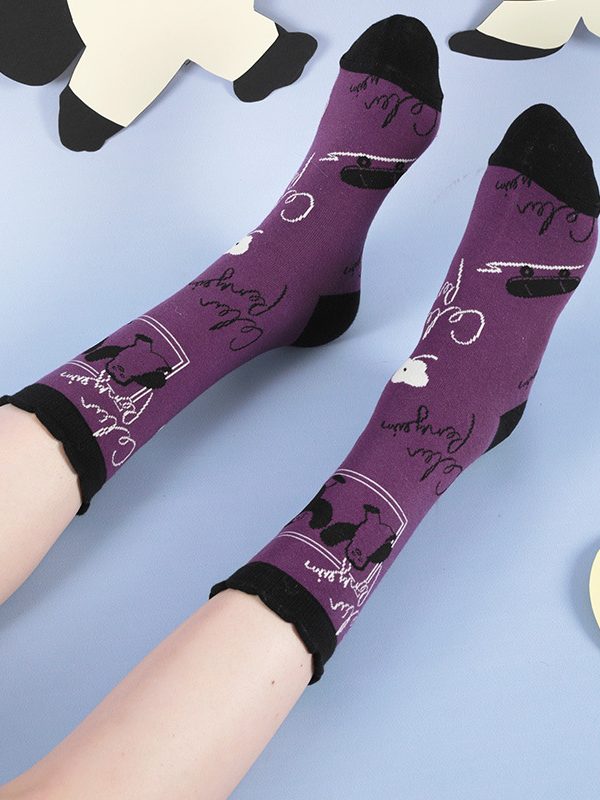 Cute Socks Trend Animal Penguin Illustration