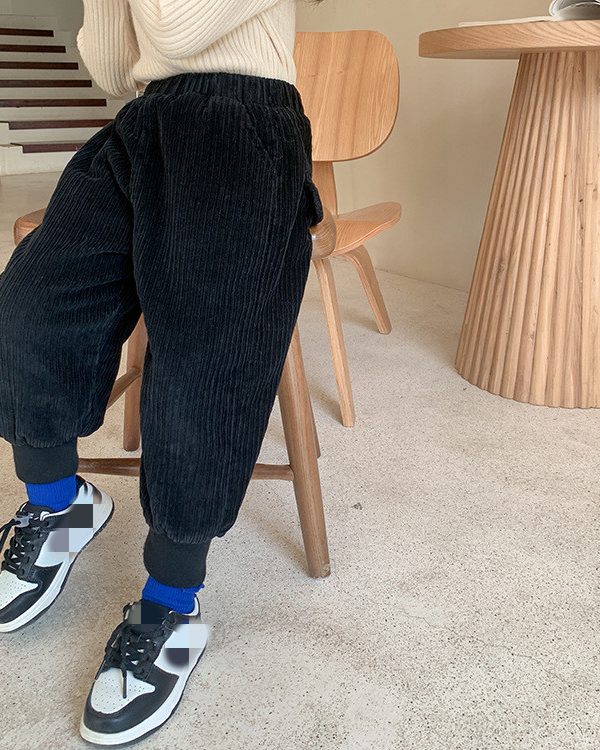 Children's Feet, Close-up Warm Corduroy And Velvet Pants Boys And Girls Leisure