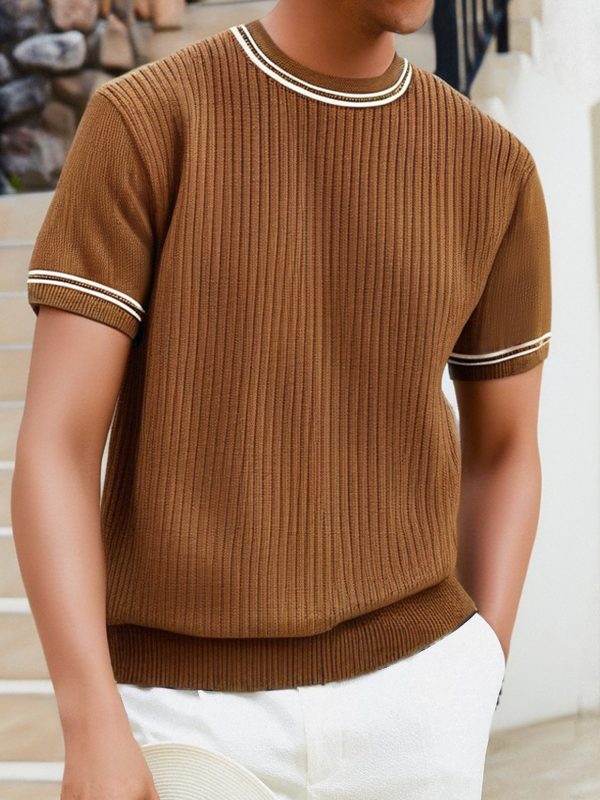 تي شيرت رجالي محبوك بأكمام قصيرة ورقبة دائرية