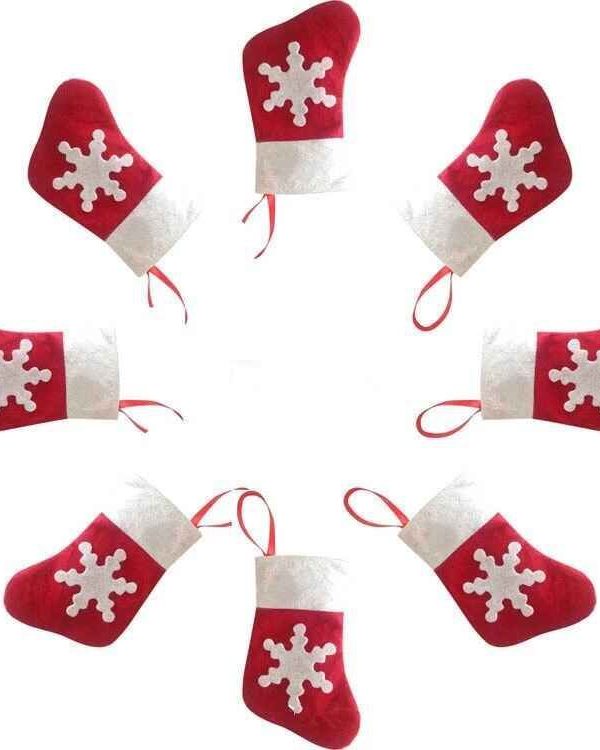 جوارب صغيرة لعيد الميلاد