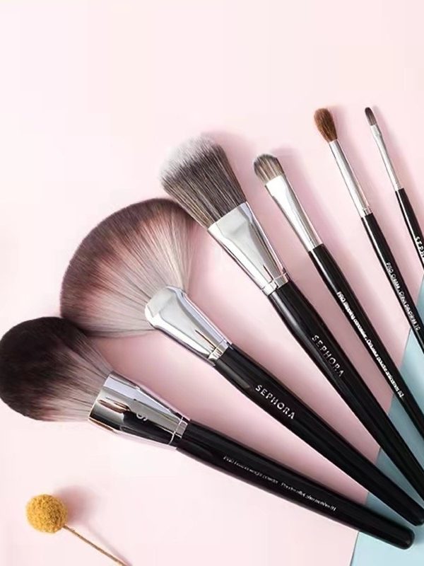 Single Multi-function Makeup Fan-shaped Brush