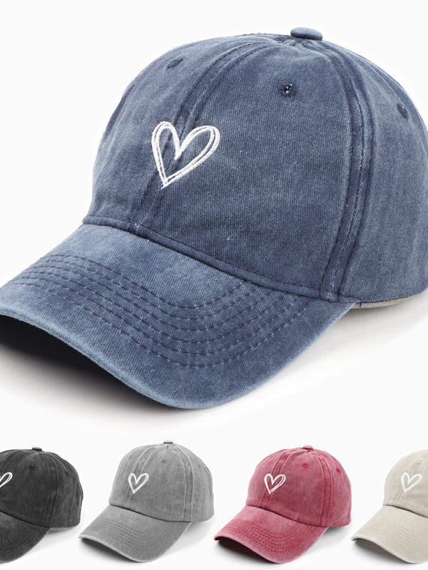 Female Love Embroidered Couple Duck Tongue Hat