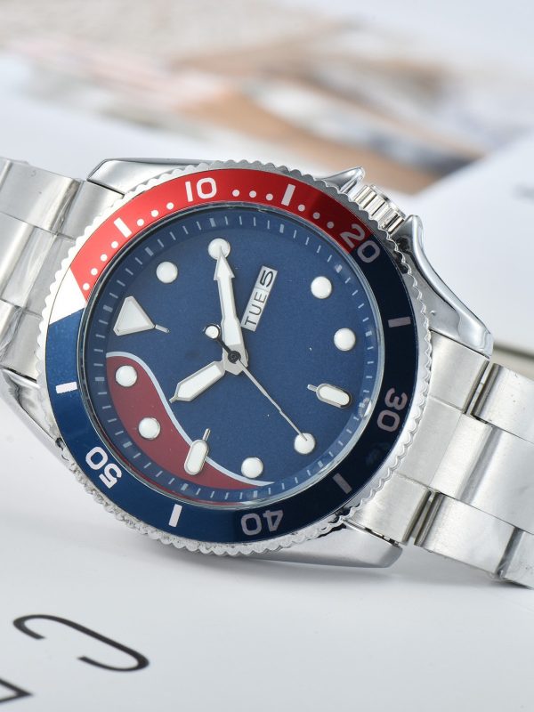 ساعة كوارتز بتقويم مزدوج وحزام من السيليكون للرجال