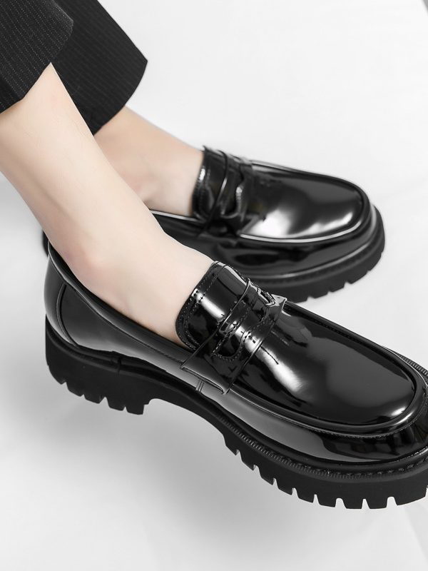 أحذية بدون كعب ذات نعل سميك لزيادة الطول، لون أسود، موضة رجالية