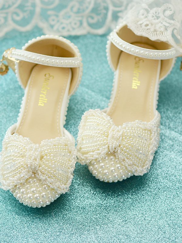 Children's Princess Shoes Off-white Pearl Bow