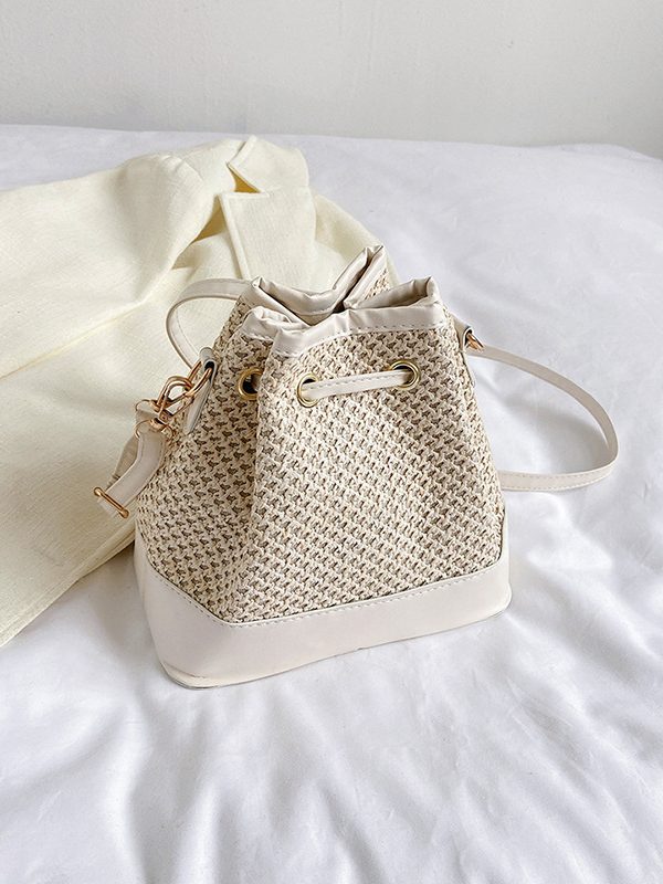 High-grade Online Red And Western Style Woven Shoulder Bag