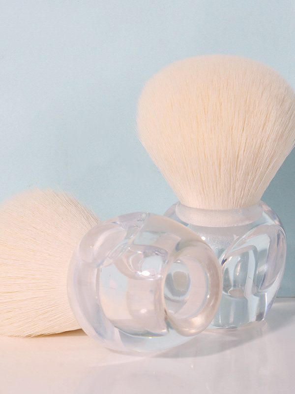 فرشاة بودرة جديدة فردية لأحمر الخدود وأدوات مكياج للمبتدئين