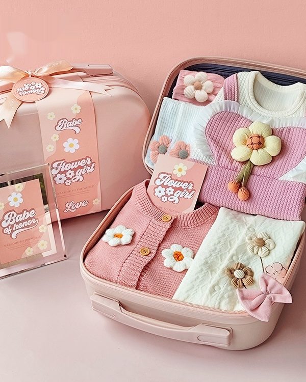 باقة هدايا للمولودة الصغيرة، أميرة صغيرة، زهور