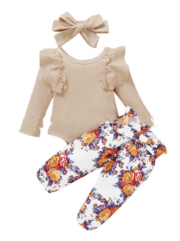 بدلة بأكمام طويلة للبنات