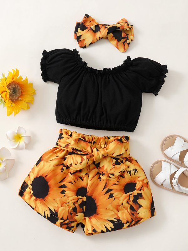 طقم صيفي مكون من جاكيت وشورت