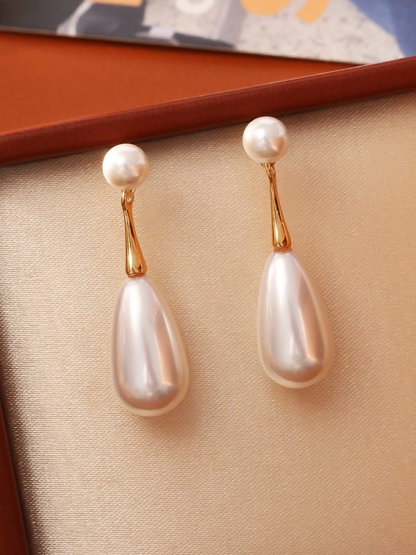 Classic Retro Water Drop-shaped Earrings Advanced Sense Stylish Simple And Versatile