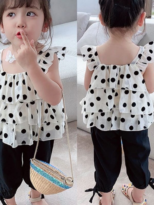 طقم بناتي من قطعتين: صدرية وبنطال منقطان